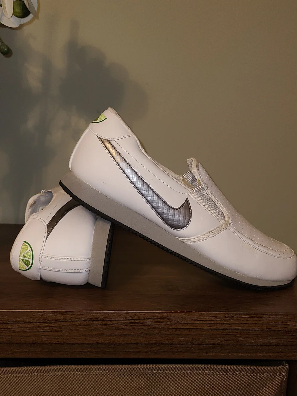 Vintage Nike Glide White Mens slip on Size 12 custom super rare!!